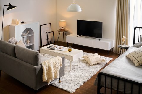 ホワイトをベースにしたホテルライクな上質空間コーデ/ルームツアー | 【公式】LOWYA(ロウヤ) 家具・インテリアのオンライン通販