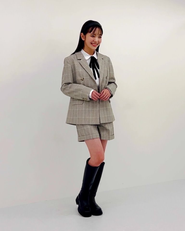 エンブレムつきジャケットショートパンツセットアップ(M(150