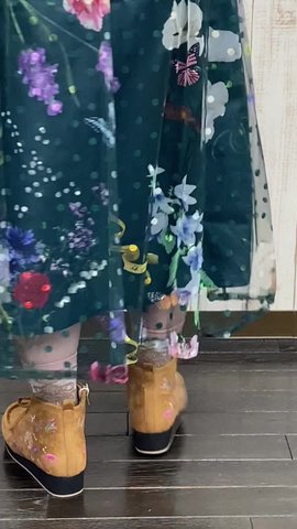 スカラーちゃん花ネコ蝶 刺繍ワラビーブーツ